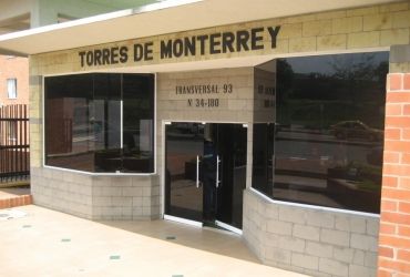 Torres de Monterrey - Polarización de vidrios. 